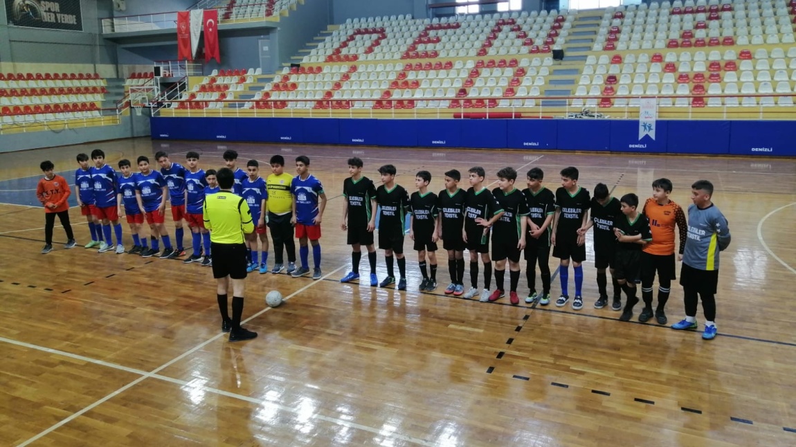 Yıldız Erkek Futsal Takımı